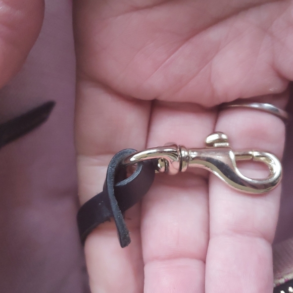 Dooney & Bourke double pocket shoulderbag - Picture 11 of 14